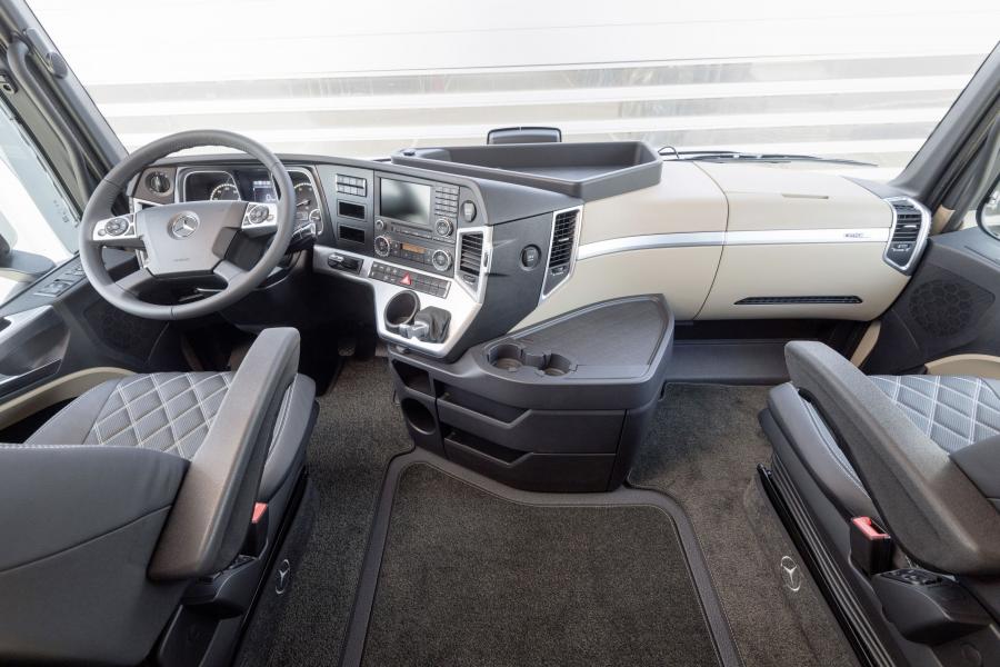 Торпедо Mercedes-Benz Actros 1863 LS (Br.963) 2014 года  (фото 14 из 17)